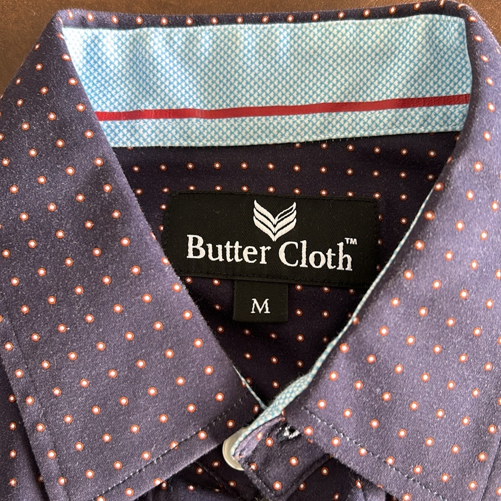 Butter Cloth button down - Picture 2 of 2